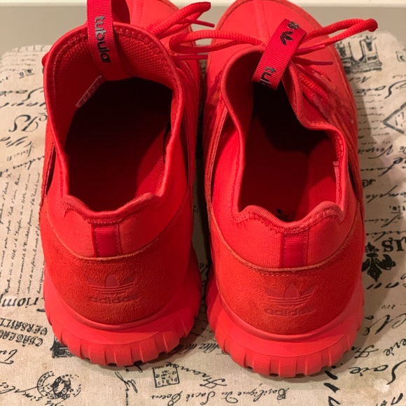 Adidas Tubular Shoes - Picture 4 of 5